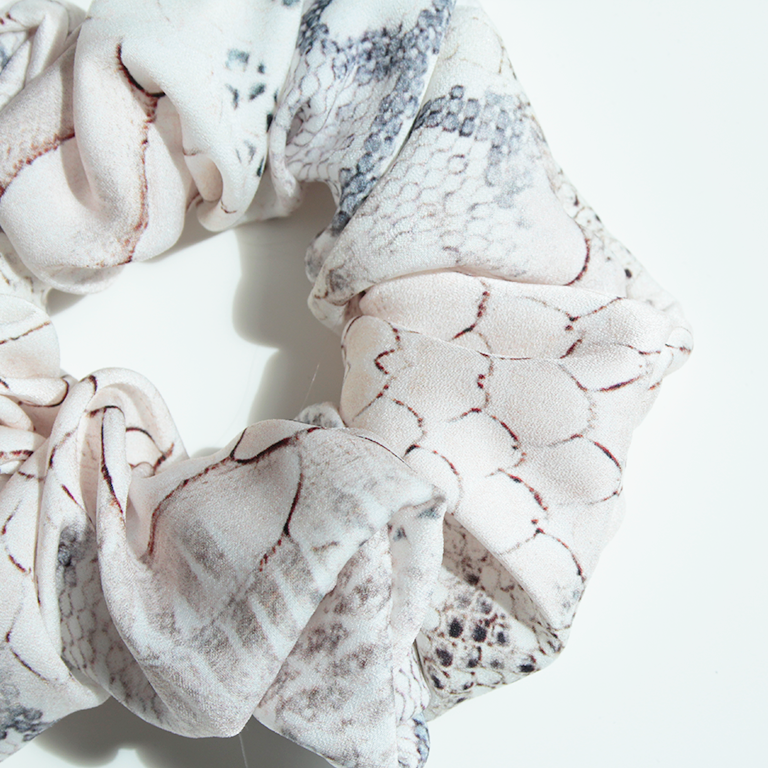 Hårstyling DK - Lovely Scrunchie | Seashell